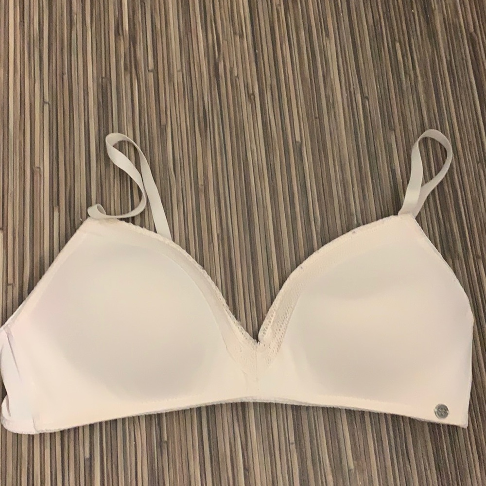 lucky Brand simple cream no wire 34B Bra